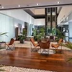 מלון Diagonal Plaza 4*