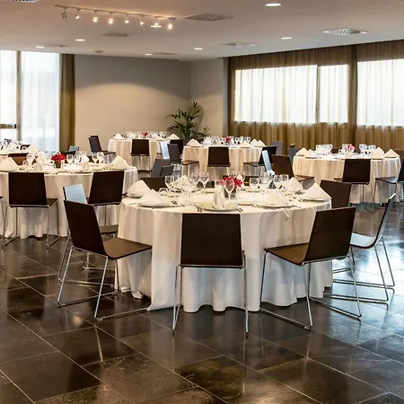 Diagonal Plaza Hotel
