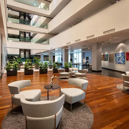 Diagonal Plaza Hotel