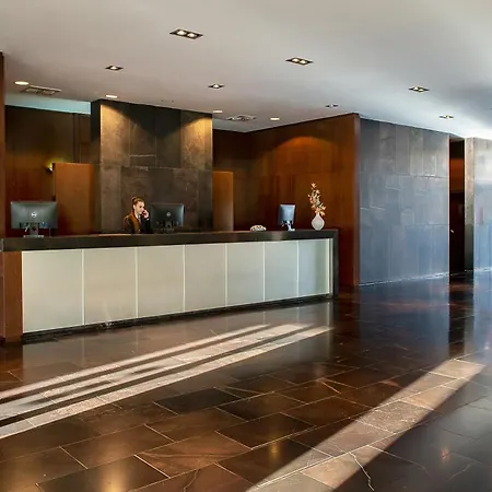 Diagonal Plaza 4* Zaragoza