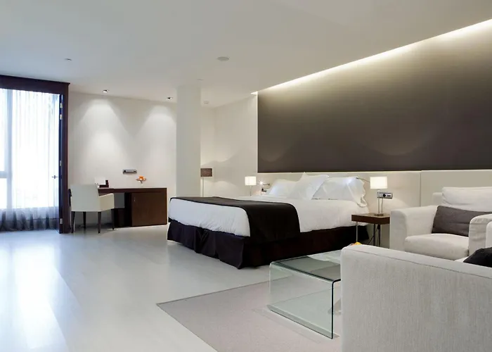 Diagonal Plaza Hotell 4*
