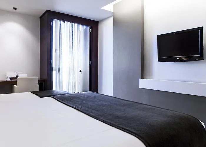 Diagonal Plaza 4* Saragossa