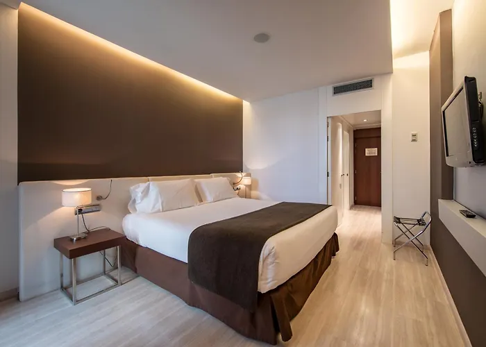 Hotell Diagonal Plaza 4*