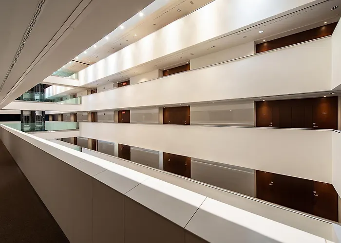 Hotell Diagonal Plaza 4*