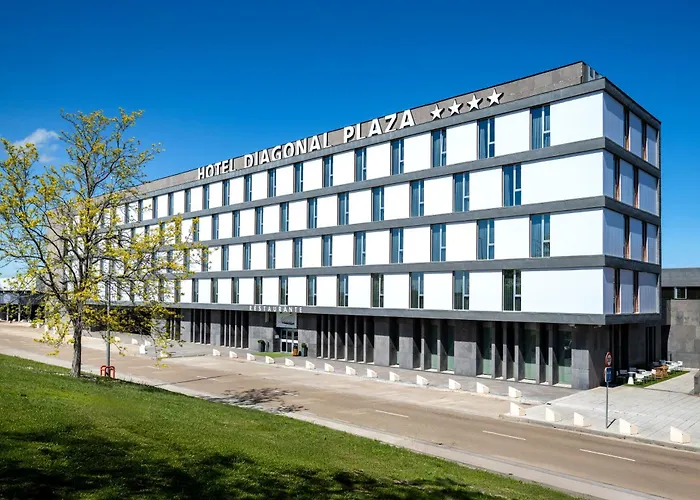 Diagonal Plaza 4* Saragossa