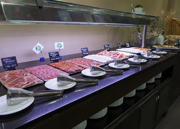 Hotell Diagonal Plaza 4*